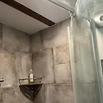 Chillzona U Medojeda 山林小屋 Chyňava
